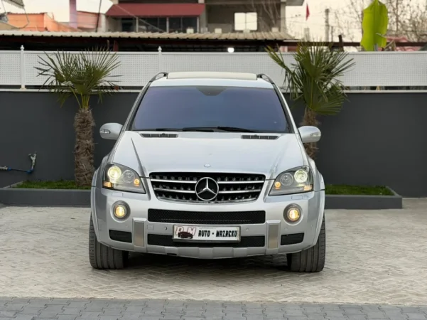 Fier, shes makine MERCEDES BENZ ML6.3 AMG/// BENZIN-2008-FULL-NDERROHET Benzin, gri metalizato automatik Klima 105.000 km 11.500 €