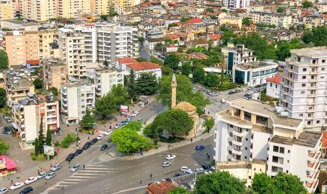 Durres, shitet ,toke 350 m² 68.000 € (Dures)