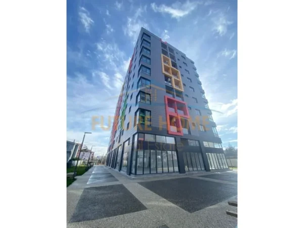 Tirane, jap me qera zyre Kati 0, 122 m² 2.000 € (Unaza e Re)