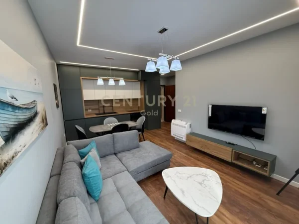 Tirane, jepet me qera apartament 1+1 Kati 5, 66 m² 700 € (fiori di bosco)