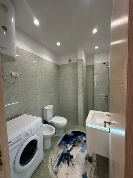 Tirane, shitet apartament 1+1 Kati 8, 59 m² 125.000 € (Astir)