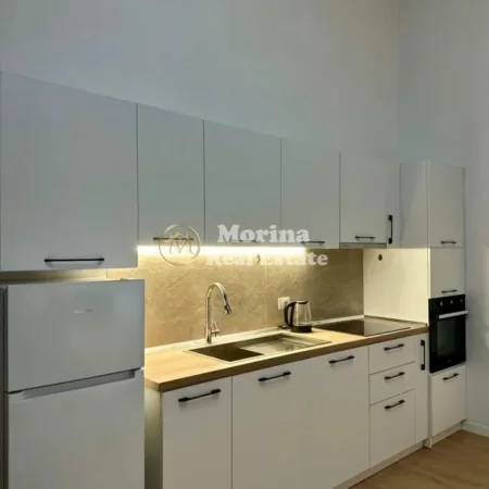 Tirane, jepet me qera apartament 1+1 Kati 1, 75 m² 750 € (Rruga e Durresit)