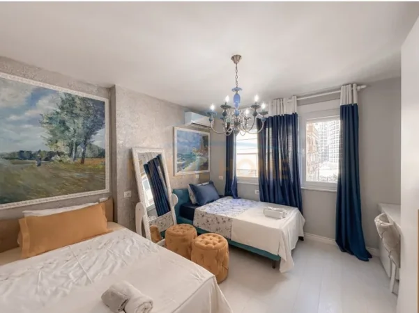 Tirane, jepet me qera apartament 2+1+Ballkon Kati 2, 90 m² 1.300 € (Kopshti Zoologjik)