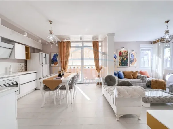 Tirane, jepet me qera apartament 2+1+Ballkon Kati 2, 90 m² 1.300 € (Kopshti Zoologjik)