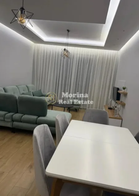 Tirane, jepet me qera apartament 2+1 Kati 5, 100 m² 650 € (Rruga Kavajes)