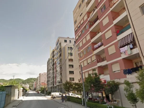 Tirane, shitet 1+1 , 66 m² (Yzberisht)