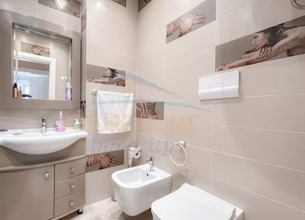 Tirane, jepet me qera apartament 2+1 Kati 2, 90 m² 1.300 € (Kopshti Zoologjik)