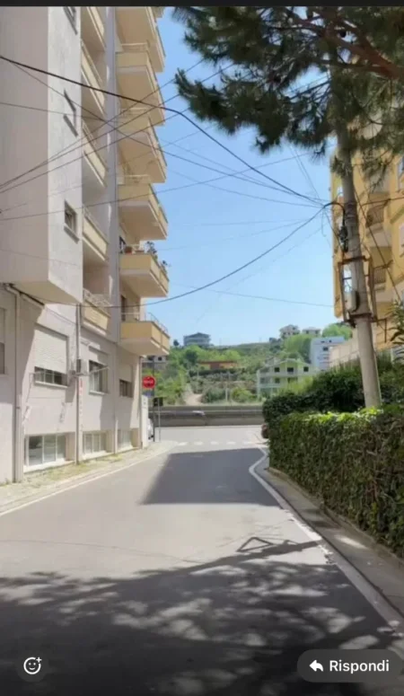 Durres, jepet me qera apartament 1+1 , 60 m² 350 € (shkembi i kavajes)