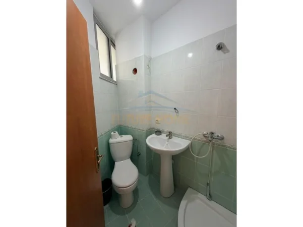 Tirane, shes apartament 2+1 Kati 5, 92 m² 125.000 € (Fresk)