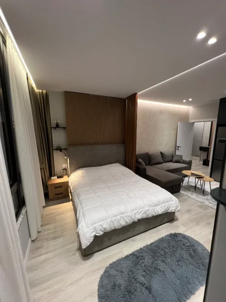 Durres, jepet me qera nga Pronari, pa-komision garsonier 1+1 Kati 5, 35 m² 50 € (Golem prane Miami Beach 2)