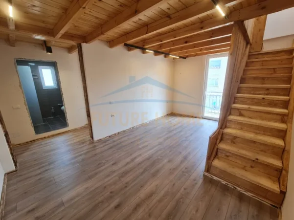 Tirane, jepet me qera ambjent biznesi Kati 0, 1.000 € (kombinat)