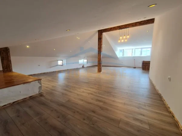 Tirane, jepet me qera ambjent biznesi Kati 0, 1.000 € (kombinat)