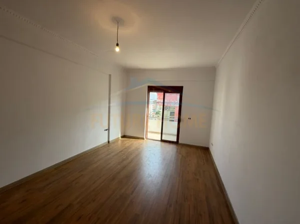 Durres, shitet apartament 1+1+Ballkon Kati 7, 75 m² 85.000 € 