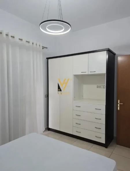 Tirane, jepet me qera apartament 1+1+Ballkon Kati 0, 60 m² 450 € (QYTET STUDENTI)