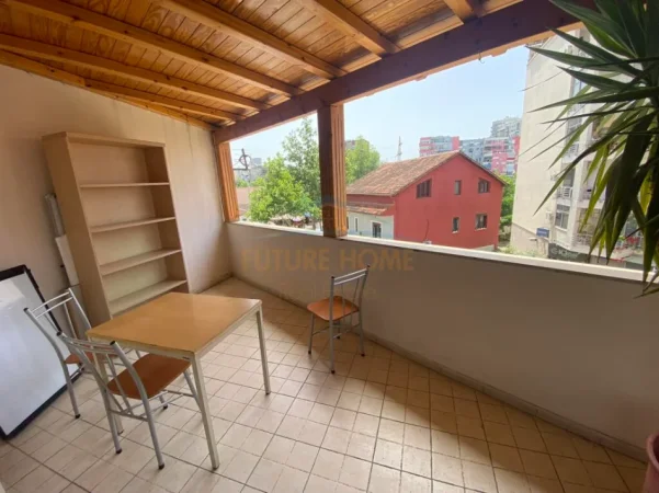 Tirane, jepet me qera ambjent biznesi Kati 2, 130 m² 1.200 € (Don Bosko)