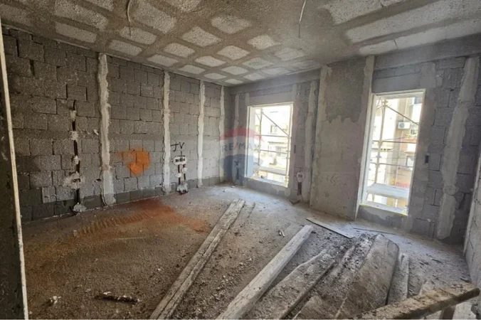 Tirane, shitet 1+1 , 61 m² 152.200 € (Rruga e Elbasanit)