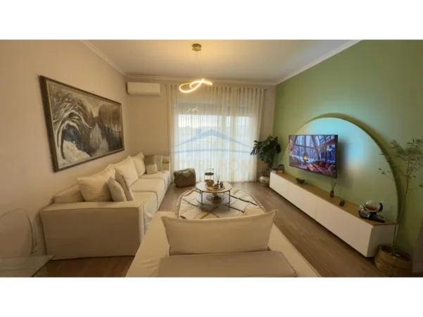 Tirane, shitet apartament 2+1 , 105 m² 265.000 € (Apartament 2+1+Post Parkimi, Rruga Jordan Misja, Tirane.)