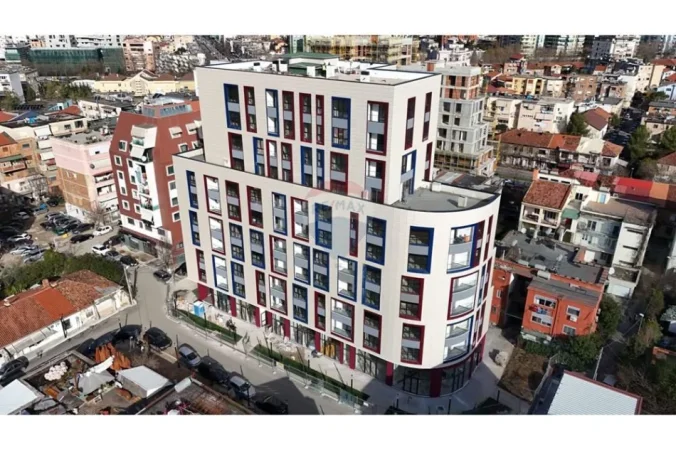 Tirane, shitet 3+1 , 126 m² 368.300 € (Komuna e Parisit)