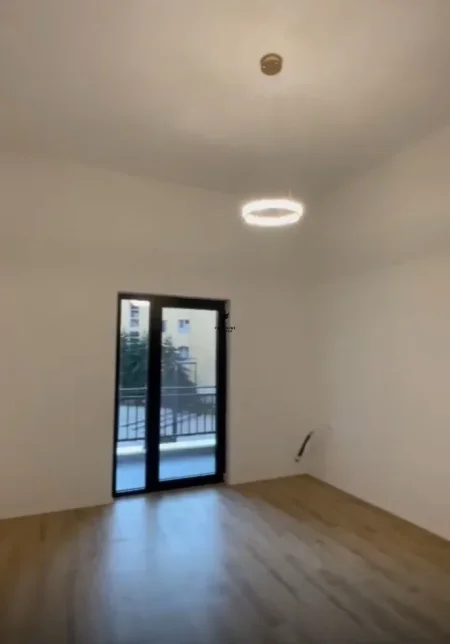 Tirane, shitet apartament 2+1 Kati 1, 113 m² 270.000 € (RRUGA E DIBRES)