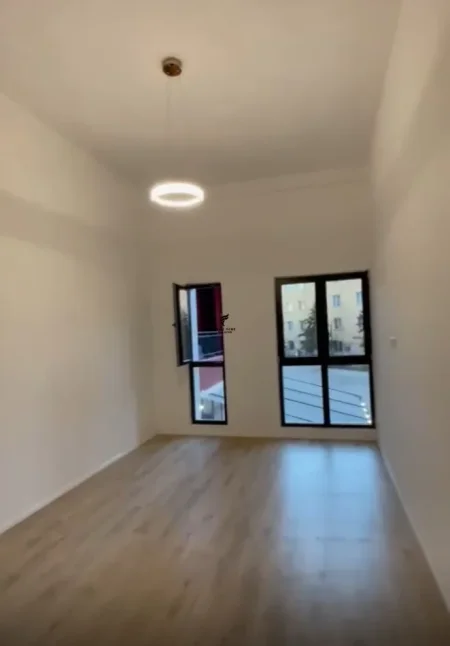 Tirane, shitet apartament 2+1 Kati 1, 113 m² 270.000 € (RRUGA E DIBRES)