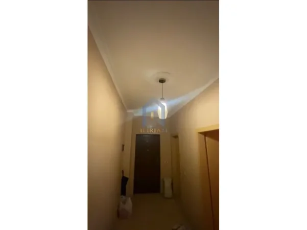 Tirane, shitet apartament 1+1+Ballkon Kati 4, 90 m² 87.000 € (Apartament 1+1 per shitje ne Kamez)