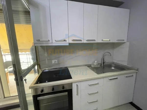 Tirane, jepet me qera apartament 1+1 Kati 4, 64 m² 630 € 