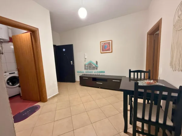 Vlore, shitet apartament 1+1+Ballkon Kati 2, 81 m² 150.000 € (vlore)