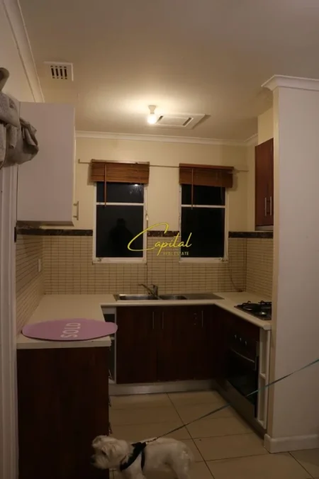 Tirane, jepet me qera apartament 2+1 Kati 2, 80 m² 400 € (YZBERISHT)