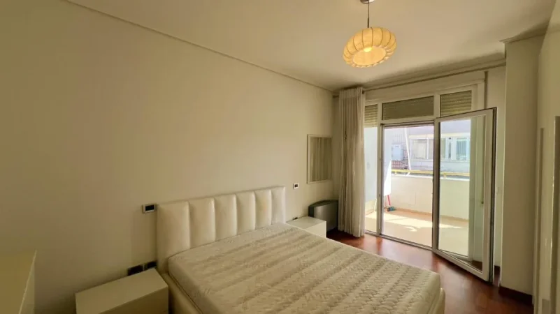 Jepet me Qera: 3+1+2wc+1Post Parkimi🅿️📍Kopshti Zologjik (Pallati i Pavarotit) - 1200€ - Kati.6 - Sp.145m² || 4 min ne kembe nga Liqeni Artificial🏃