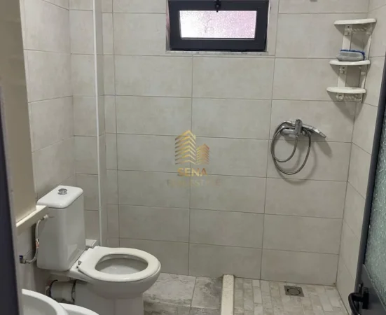 Tirane, shitet apartament 1+1 Kati 2, 48 m² 99.000 € (21 Dhjetori)