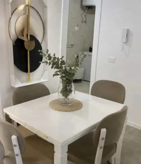 Tirane, shes apartament 2+1 , 84 m² (Rruga Azem Galica)