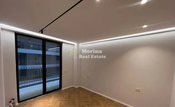 Tirane, jepet me qera apartament 2+1 Kati 3, 116 m² 1.200 € (Rruga Mine Peza)