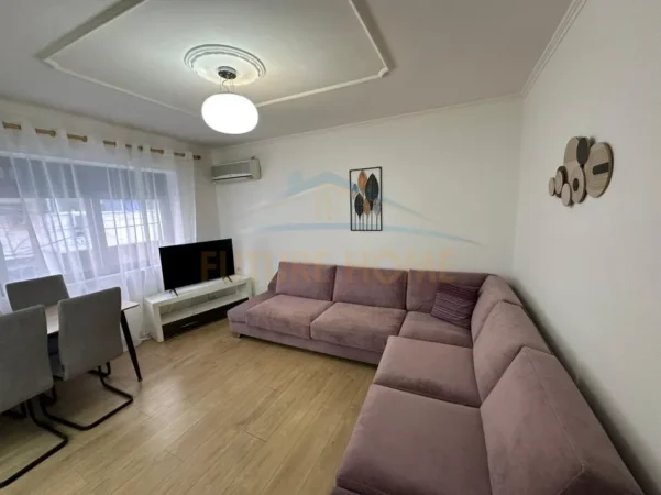 Tirane, jap me qera apartament 1+1+Ballkon Kati 2, 60 m² 600 € (MYSLYM SHYRI)