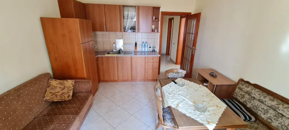 Tirane, jepet me qera apartament 2+1 Kati 4, 89 m² 500 € 