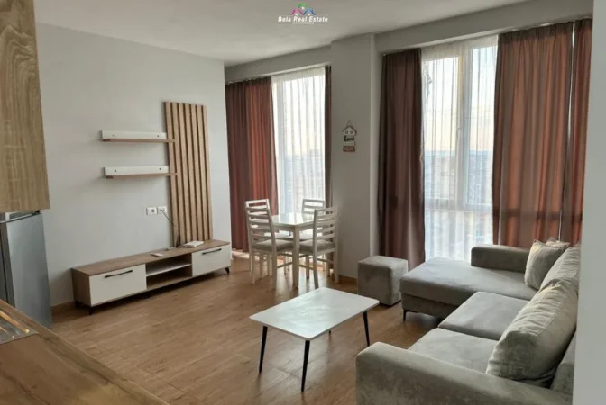 Tirane, jepet me qera apartament 1+1+Ballkon Kati 8, 75 m² 520 € (piceri Basil)