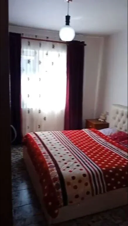 Vlore, jepet me qera apartament 2+1 Kati 3, 363 € 