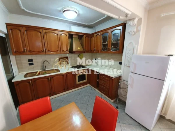 Tirane, jepet me qera apartament 1+1 Kati 5, 60 m² 600 € (Myslym Shyri)