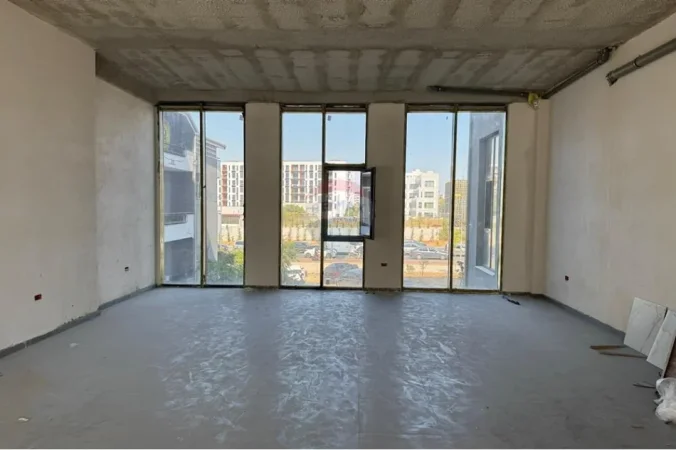 Tirane, jepet me qera dyqan , 625 m² 7.000 € (Rruga Dritan Hoxha)