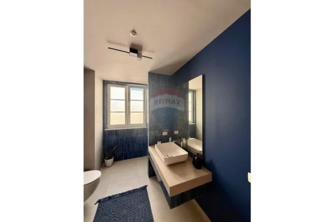 Tirane, jepet me qera Vile 3 Katshe , 200 m² 1.100 € 