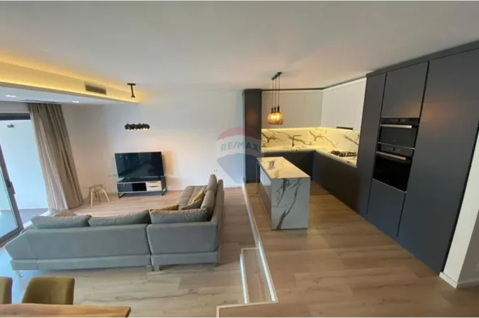 Tirane, jepet me qera 2 Katshe , 134 m² 2.400 € 