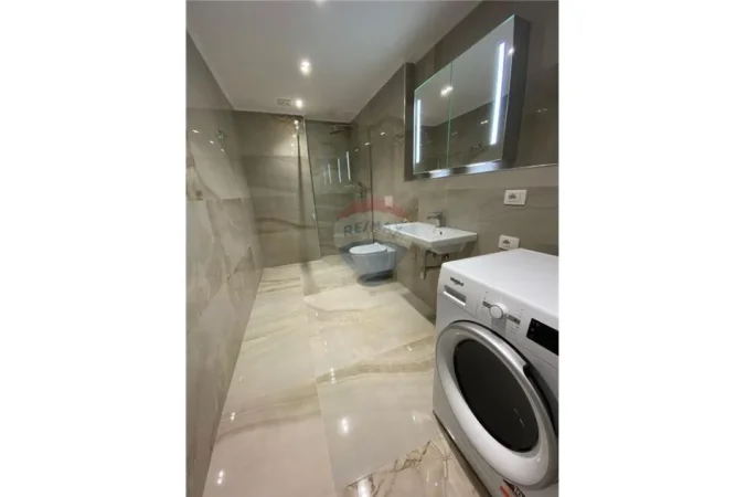 Tirane, jepet me qera 2 Katshe , 134 m² 2.400 € 