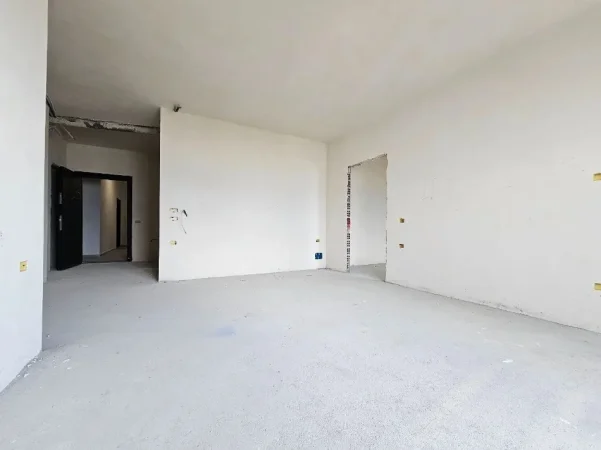 Sarande, shitet apartament 1+1 ,