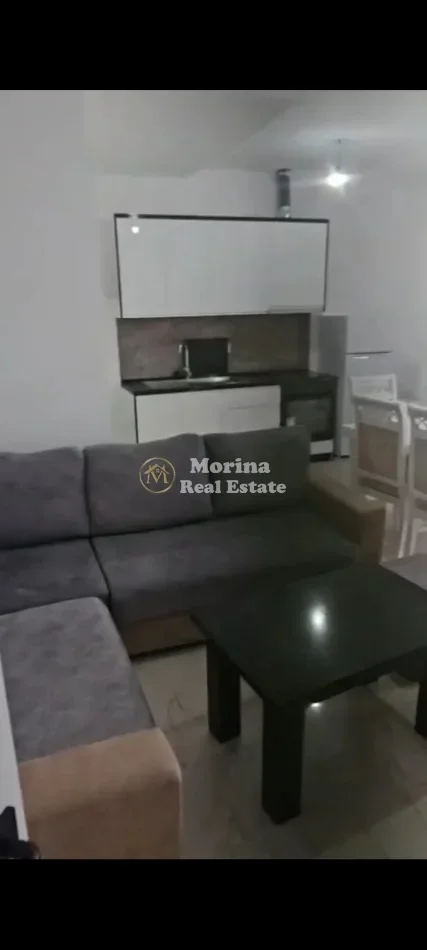 Tirane, jepet me qera shtepi 2+1 Kati 2, 90 m² 450 € (Laprake)