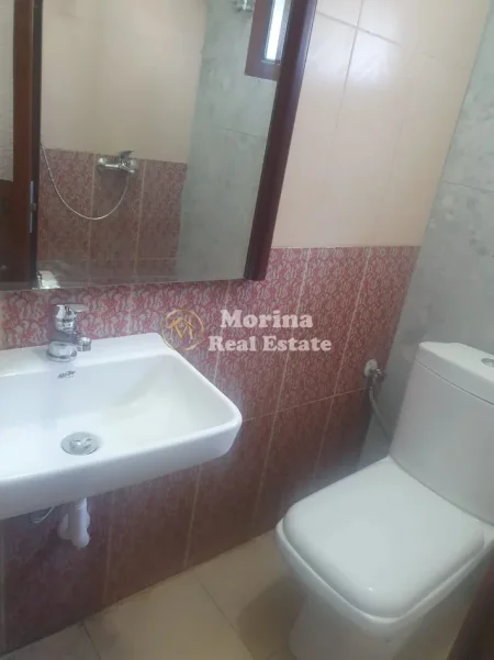 Tirane, jepet me qera apartament 1+1 Kati 2, 62 m² 450 € (Selite)