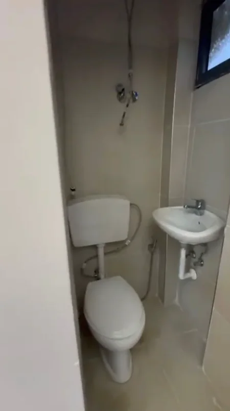 Durres, jepet me qera ambjent biznesi Kati 0, 30 m² 200 € (Zjarrfiksja, Durres)