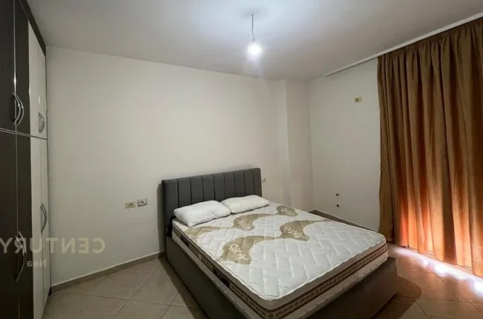 Tirane, jepet me qera apartament 2+1 Kati 6, 106 m² 550 € 