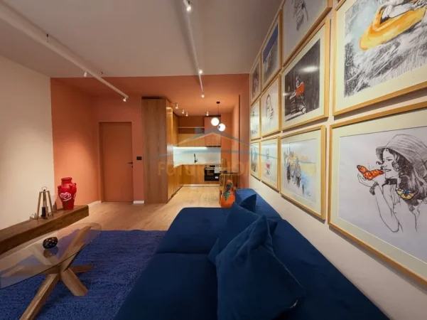 Tirane, jepet me qera apartament 1+1+Aneks+Ballkon Kati 12, 75 m² 900 € (ish ekspozita)