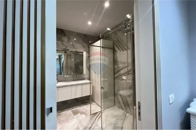 Tirane, jepet me qera apartament 3+1 , 130 m² 1.600 € (Kompleksi Delijorgji)