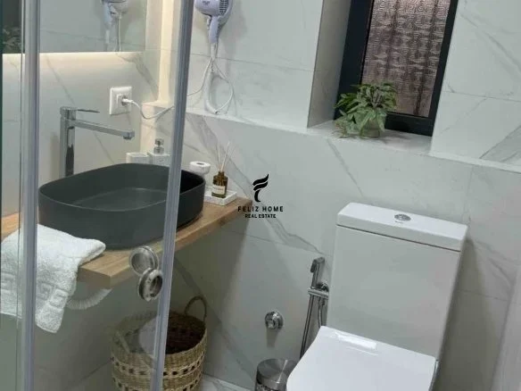 Tirane, jepet me qera apartament 2+1+Ballkon Kati 1, 80 m² 650 € (RRUGA E ELBASANIT)