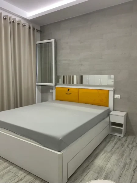 Tirane, jepet me qera apartament 1+1 Kati 2, 70 m² 650 € (KOMUNA E PARISIT)